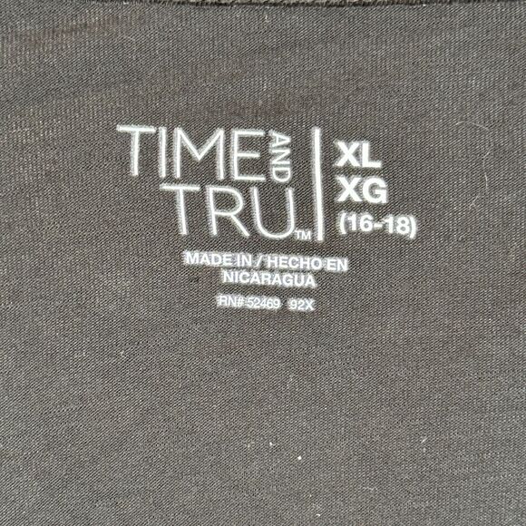 Time and Tru Women's Black Knit Short Sleeve Top Size: XL (16-18) NWT - Picture 3 of 3